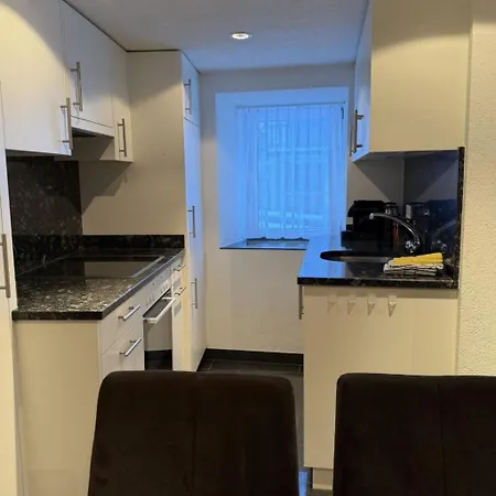 Mier Gfallt's Appartement-fewo- Bad- Wc- 3 Schlafraeume 5-bettwohnung By Interhome Appartamento