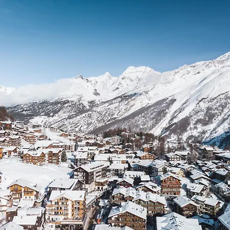 Mier Gfallt's Appartement-fewo- Bad- Wc- 3 Schlafraeume 5-bettwohnung By Interhome * Saas-Fee